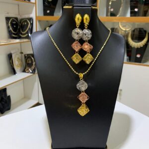 Aura Tri-Tone Filigree Cube Set