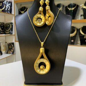 Satin Orbit Gilded Dubai Set