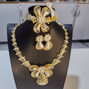 Dubai gold Plated with shining Stones Female Dazzling Jewelries