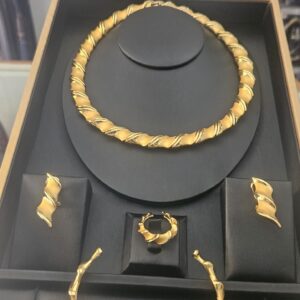 Rio Royale Twist Gold Plated Jewelry Set
